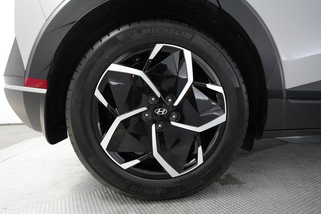 2023 Hyundai IONIQ 5 — photo 17 of 21