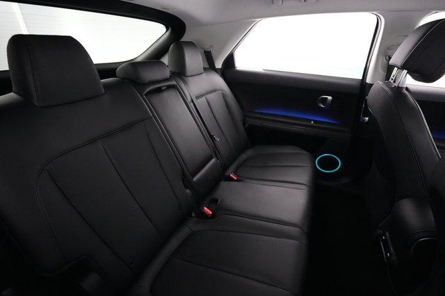 2023 Hyundai IONIQ 5 — photo 4 of 21