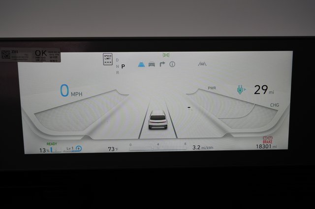 2023 Hyundai IONIQ 5 — photo 5 of 21