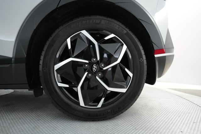 2023 Hyundai IONIQ 5 — photo 16 of 21