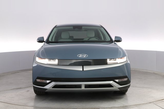 2023 Hyundai IONIQ 5 — photo 9 of 20