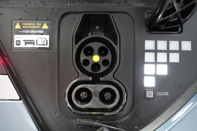 2023 Hyundai IONIQ 5 — photo 8 of 20