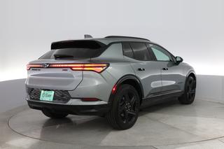 2024 Chevrolet Equinox EV — photo 2 of 20