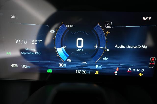 2024 Chevrolet Equinox EV — photo 5 of 20
