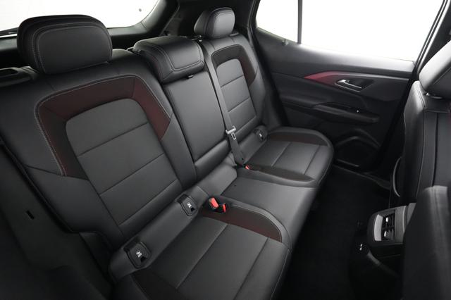 2024 Chevrolet Equinox EV — photo 4 of 20