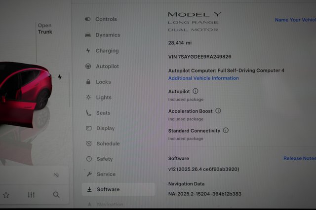 2024 Tesla Model Y — photo 5 of 28