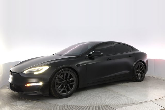 2022 Tesla Model S — photo 14 of 21