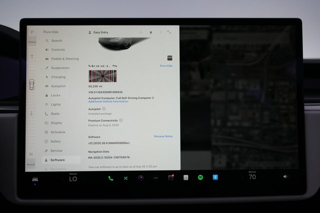 2022 Tesla Model S — photo 5 of 21