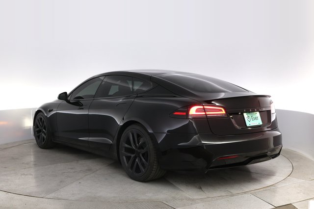 2023 Tesla Model S — photo 13 of 21