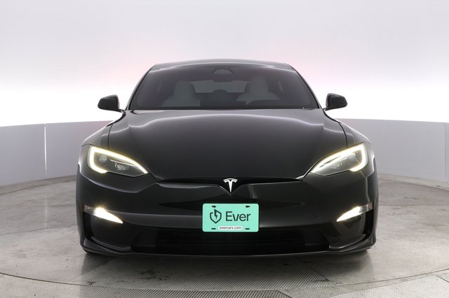 2023 Tesla Model S — photo 9 of 21