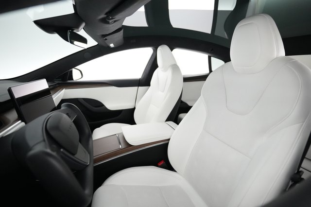 2023 Tesla Model S — photo 3 of 21