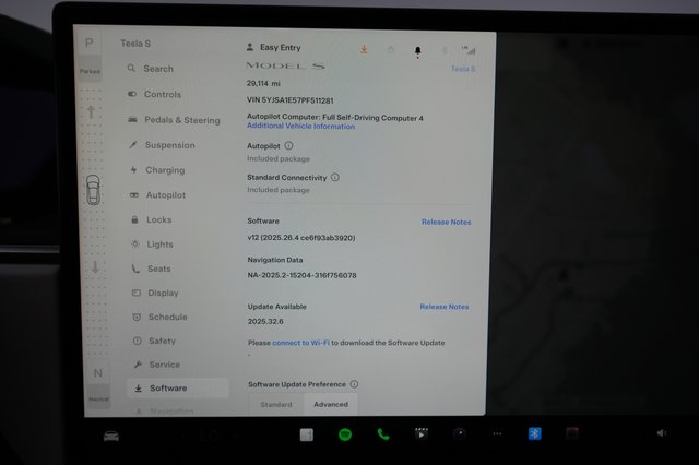 2023 Tesla Model S — photo 5 of 21