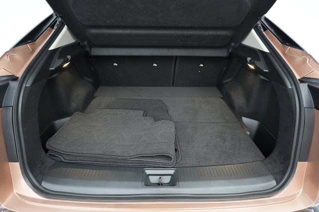 2023 Nissan Ariya — photo 6 of 21