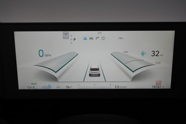 2023 Hyundai IONIQ 5 — photo 5 of 21