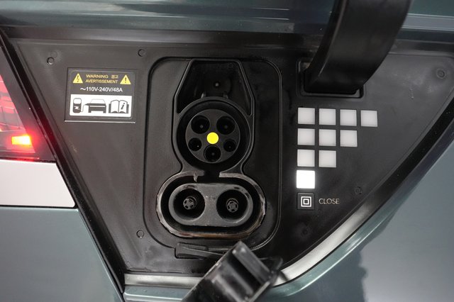 2023 Hyundai IONIQ 5 — photo 8 of 21