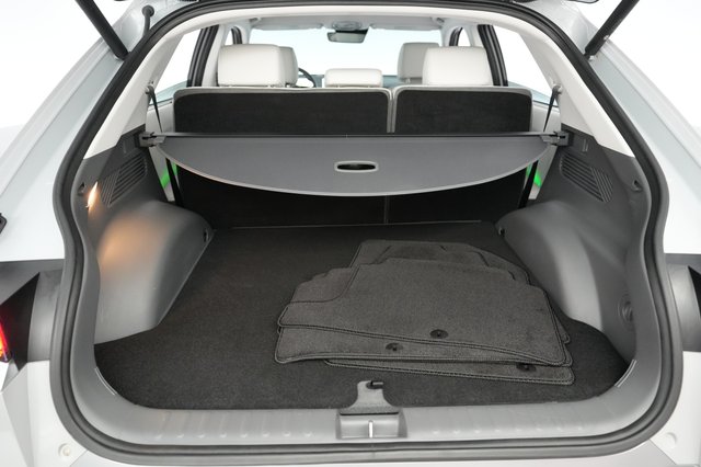 2023 Hyundai IONIQ 5 — photo 6 of 26