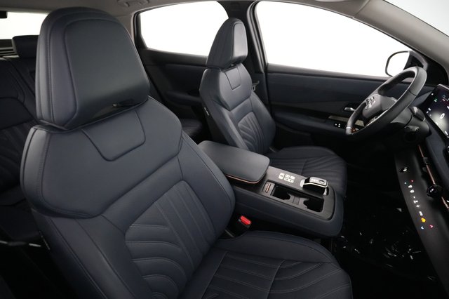2024 Nissan Ariya — photo 18 of 25