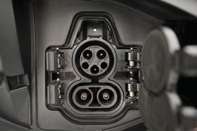 2024 Nissan Ariya — photo 8 of 25