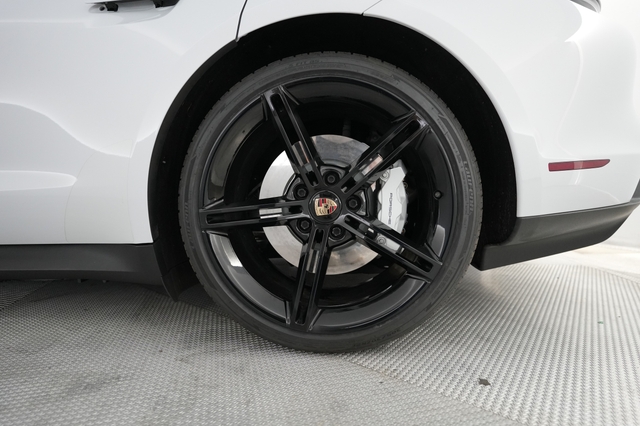 2022 Porsche Taycan
