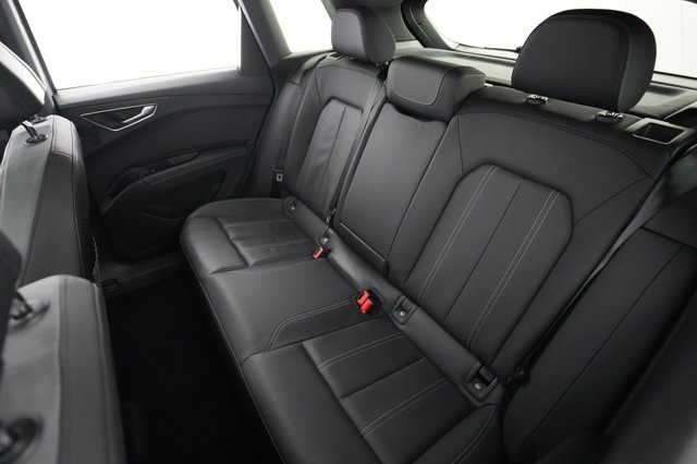 2023 Audi Q4 e-tron — photo 18 of 21