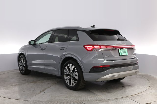 2023 Audi Q4 e-tron — photo 13 of 21