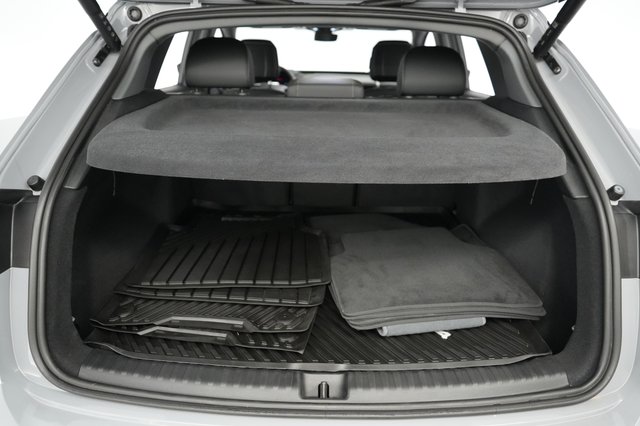 2023 Audi Q4 e-tron — photo 6 of 21