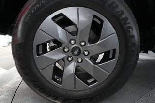 2024 Ford F-150 Lightning — photo 7 of 29