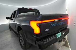 2024 Ford F-150 Lightning — photo 17 of 29
