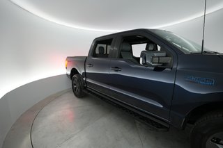 2024 Ford F-150 Lightning — photo 18 of 29