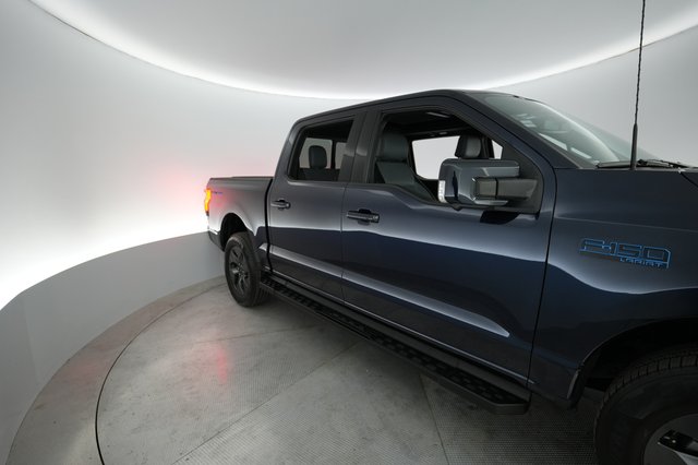 2024 Ford F-150 Lightning — photo 18 of 29