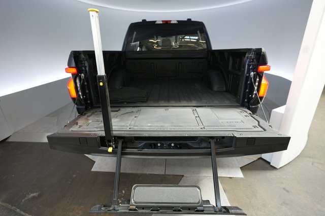 2024 Ford F-150 Lightning — photo 27 of 29