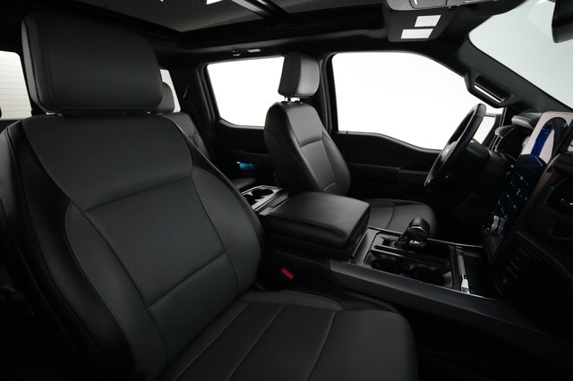 2024 Ford F-150 Lightning — photo 24 of 29