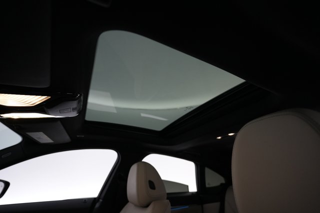 2023 BMW i4 — photo 20 of 22