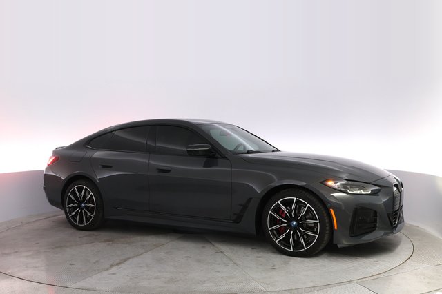 2023 BMW i4 — photo 11 of 22