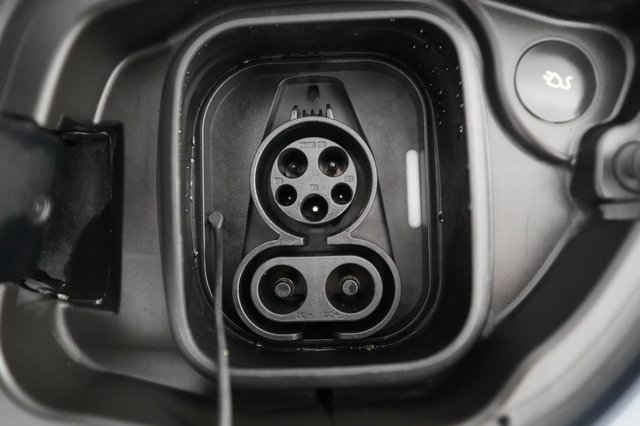 2022 Polestar 2 — photo 8 of 24