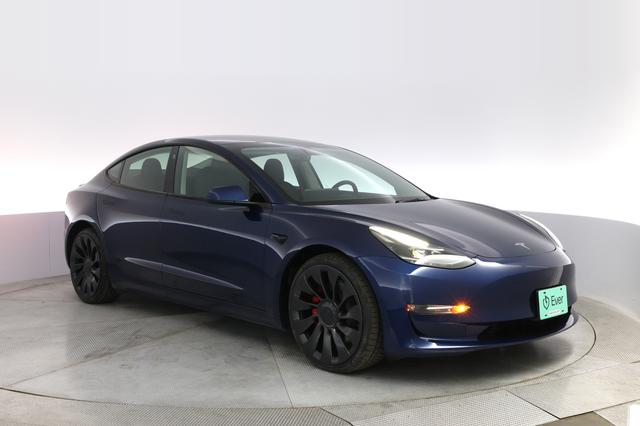 2022 Tesla Model 3 — photo 10 of 22