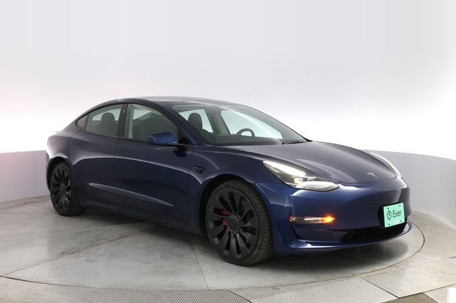 2022 Tesla Model 3 — photo 10 of 22