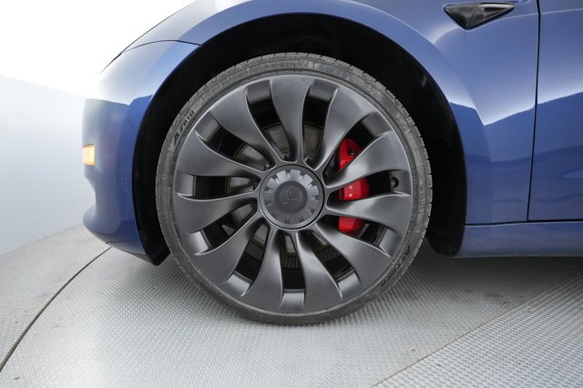 2022 Tesla Model 3 — photo 7 of 22