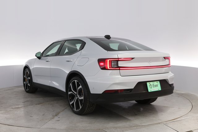 2022 Polestar 2 — photo 13 of 21