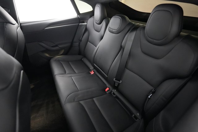 2023 Tesla Model S — photo 18 of 25