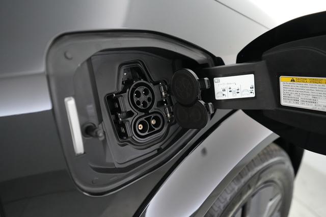 2023 Nissan Ariya — photo 8 of 21
