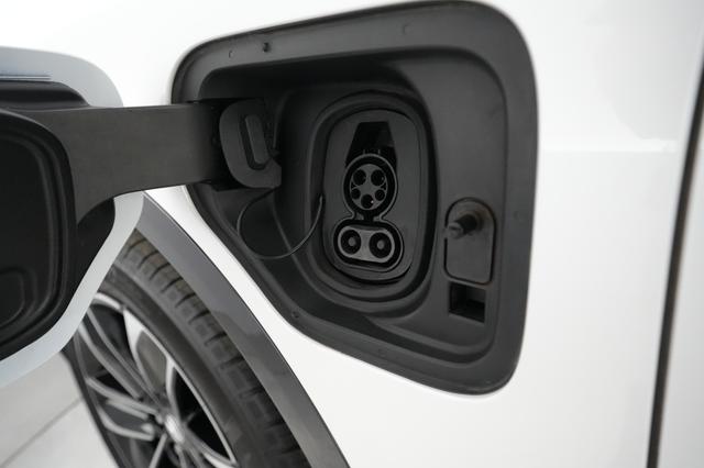 2024 Acura ZDX — photo 8 of 21
