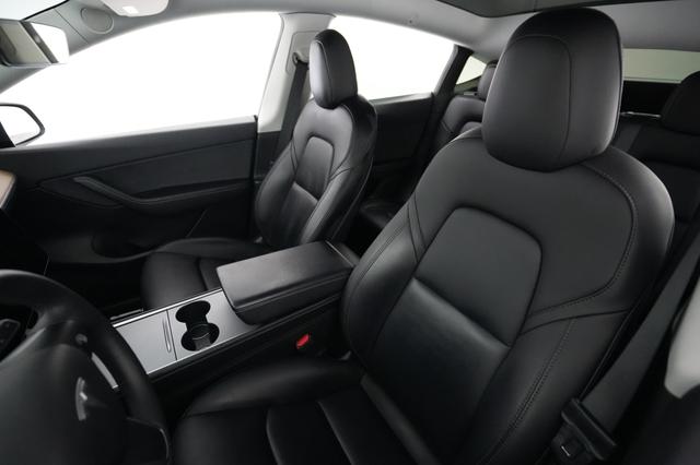 2022 Tesla Model Y — photo 3 of 25