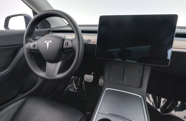 2022 Tesla Model Y — photo 20 of 25