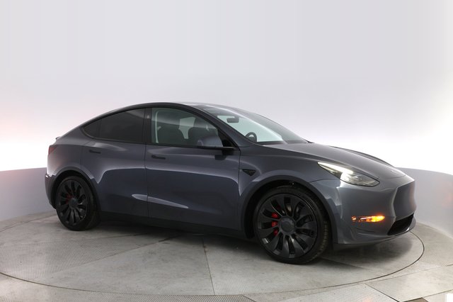 2023 Tesla Model Y — photo 11 of 21