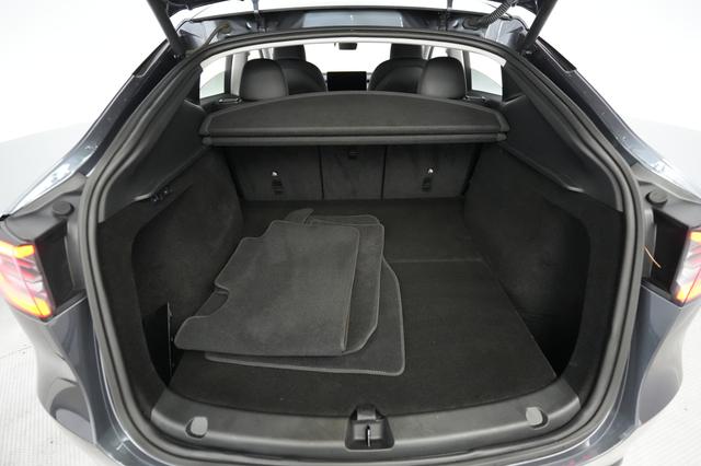 2023 Tesla Model Y — photo 6 of 21