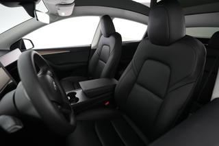 2023 Tesla Model Y — photo 3 of 21