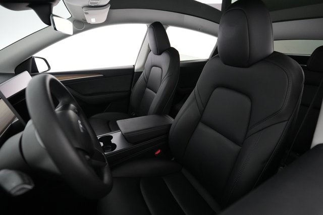 2023 Tesla Model Y — photo 3 of 21