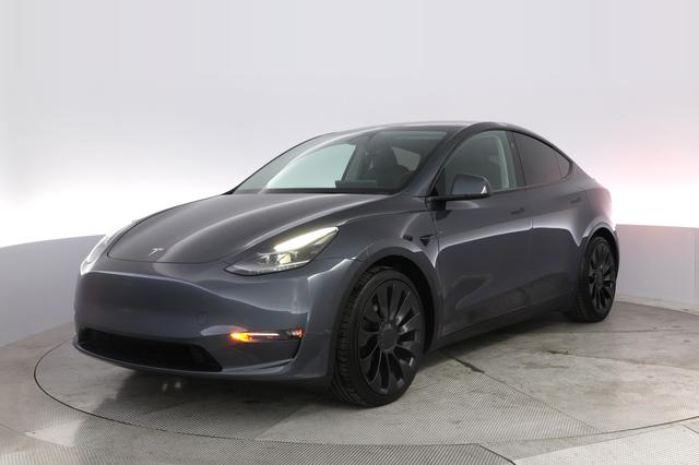 2023 Tesla Model Y — VIN 7SAYGDEF2PF965394