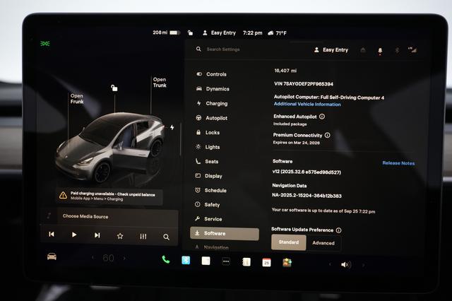 2023 Tesla Model Y — photo 5 of 21